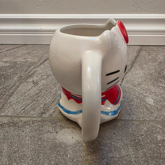 SANRIO HELLO KITTY CERAMIC MUG 2020 coffee cup tennis racket - Picture 2 of 10